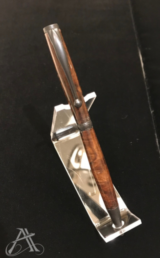 IW-MB/FiguredWalnut